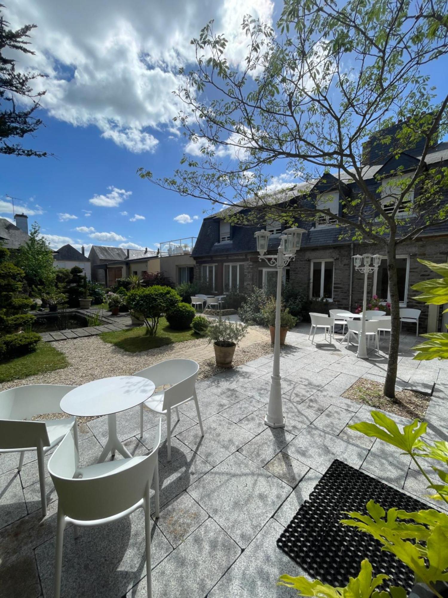 Hotel Victor Hugo Pontorson Exteriér fotografie